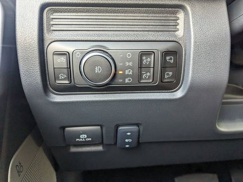 New 2025 Ford F250 Lariat w/ Lariat Ultimate Package image 29