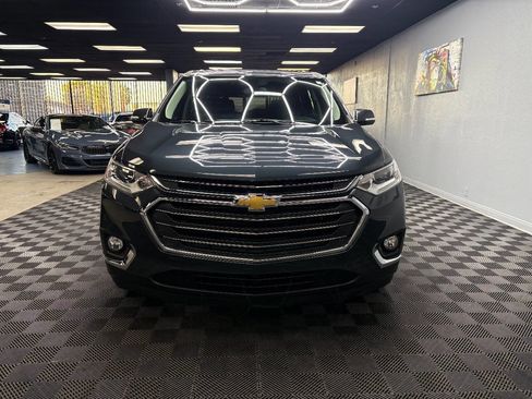 Used 2019 Chevrolet Traverse LT image 3