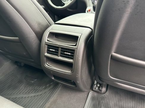 Used 2019 Cadillac XT5 Luxury image 13