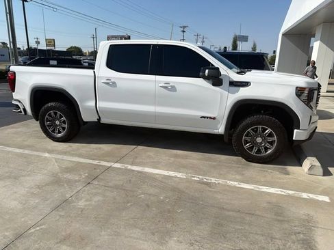 Used 2025 GMC Sierra 1500 AT4 AWD/4WD image 9
