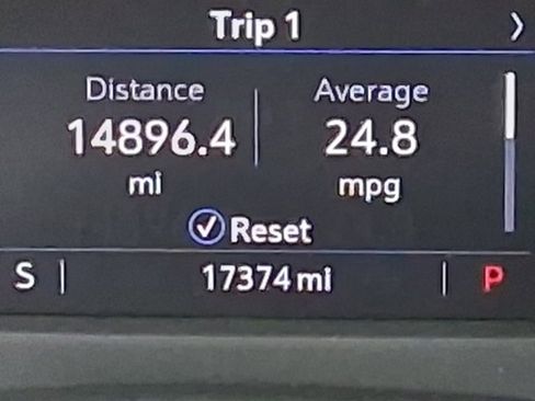 Certified 2023 Cadillac XT4 Sport w/ Enhanced Visibility Package image 10