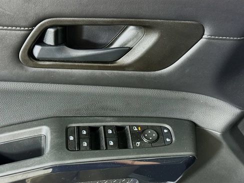 Certified 2023 Nissan Pathfinder SV w/ SV Premium Package AWD/4WD image 24