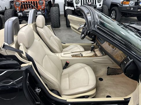 Used 2006 BMW Z4 3.0i RWD image 15