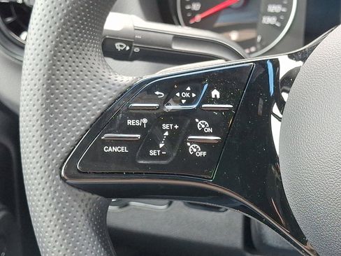 Used 2025 Mercedes-Benz Sprinter 2500 image 21