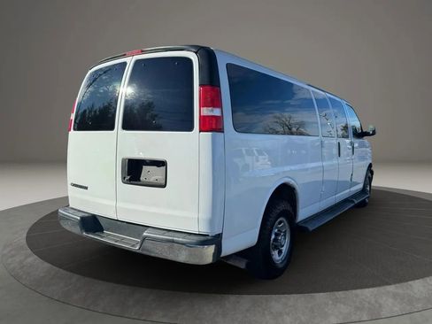 Used 2020 Chevrolet Express 3500 LT w/ LT Preferred Equipment Group image 5