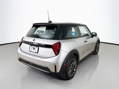Certified 2026 MINI Cooper S FWD image 5