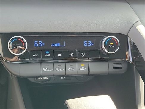 New 2026 Hyundai Elantra Blue image 10