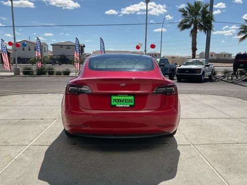 Used 2023 Tesla Model 3 Standard Range image 8