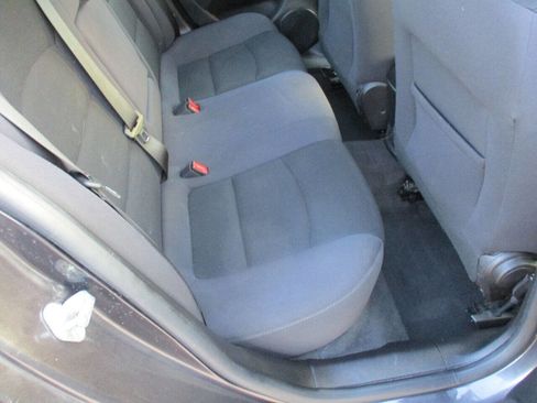 Used 2014 Chevrolet Cruze LT image 17