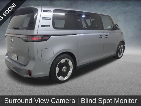 Used 2025 Volkswagen ID. Buzz Pro S Plus RWD image 4
