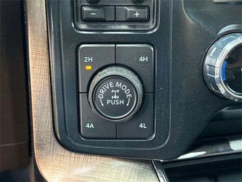 Used 2025 Ford F150 King Ranch w/ FX4 Off-Road Package image 33