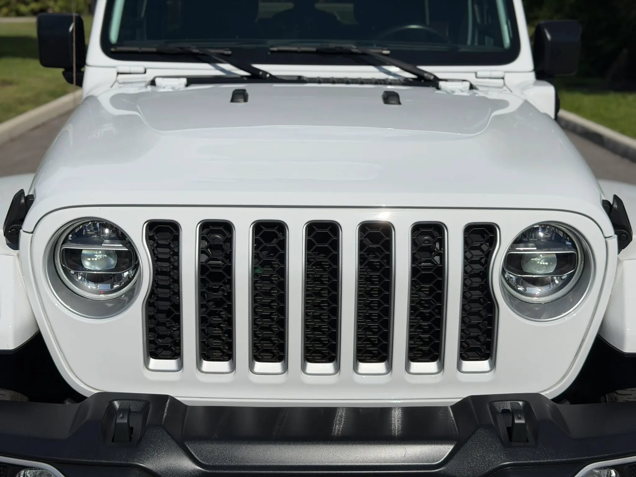 Used 2021 Jeep Wrangler Unlimited Sahara AWD/4WD image 40