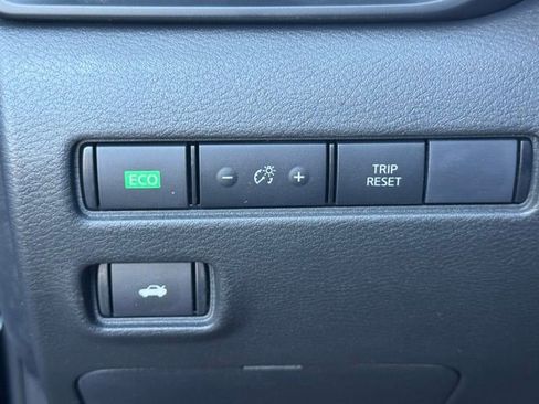 Certified 2025 Nissan Sentra S image 24