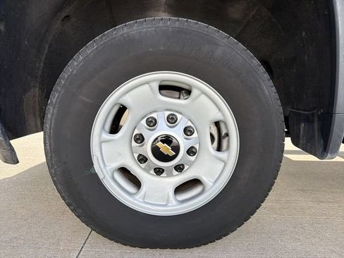 Used 2024 Chevrolet Silverado 2500 W/T w/ WT Fleet Convenience Package AWD/4WD image 12