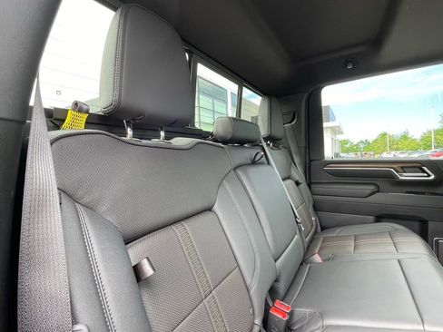 Used 2025 Chevrolet Silverado 2500 High Country w/ High Country Premium Package AWD/4WD image 28