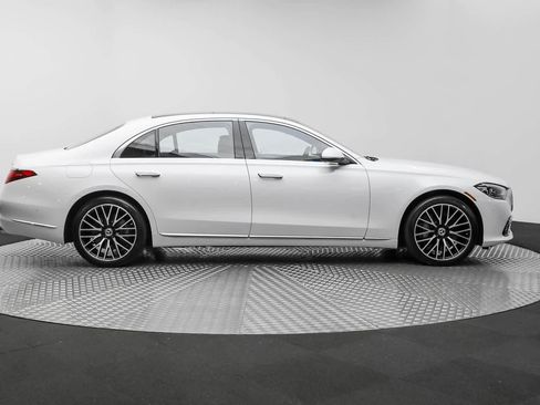 Used 2024 Mercedes-Benz S 580 4MATIC Sedan w/ Warmth & Comfort Package image 49