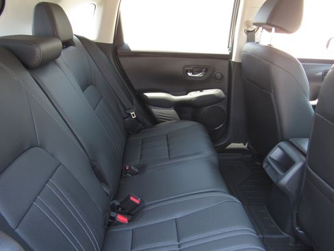 New 2026 Honda HR-V EX-L image 10