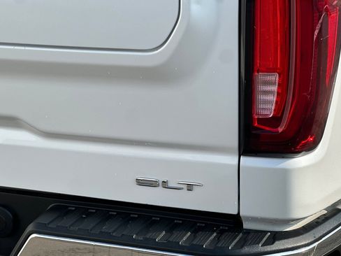 Used 2022 GMC Sierra 1500 SLT w/ SLT Premium Plus Package image 34