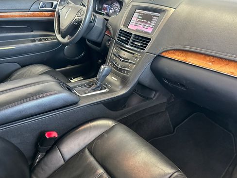 Used 2014 Lincoln MKT AWD w/ Equipment Group 201A image 16