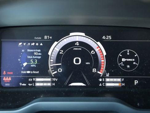 New 2026 Toyota Tundra Limited image 31