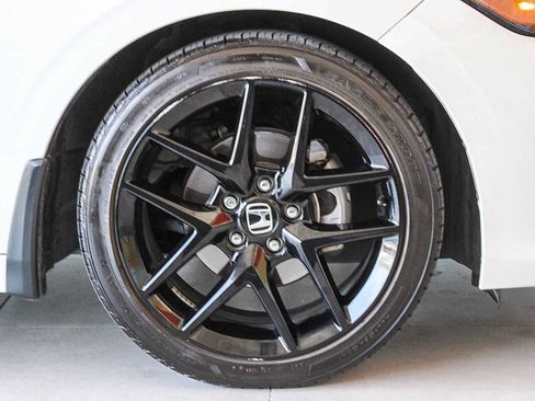 Certified 2025 Honda Civic Sport image 11
