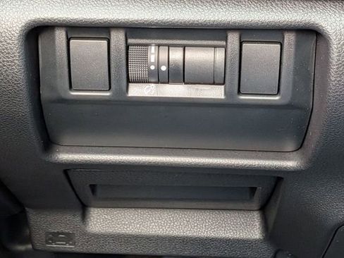 Certified 2025 Subaru Crosstrek 2.5i Limited image 18