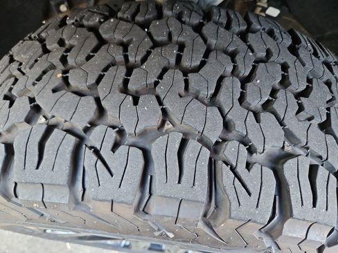 Used 2023 Chevrolet Silverado 1500 LT Trail Boss w/ Protection Package image 34