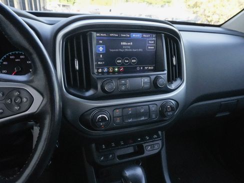 Used 2022 Chevrolet Colorado ZR2 AWD/4WD image 24