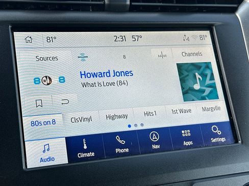 Used 2019 Ford Fusion SEL image 21