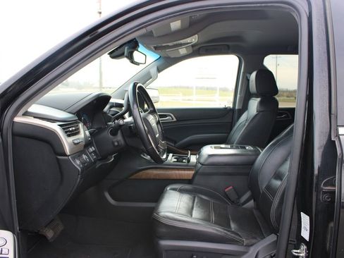 Used 2020 GMC Yukon XL Denali RWD image 18