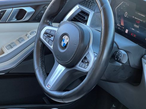 Used 2024 BMW X7 xDrive40i w/ Executive Package image 45