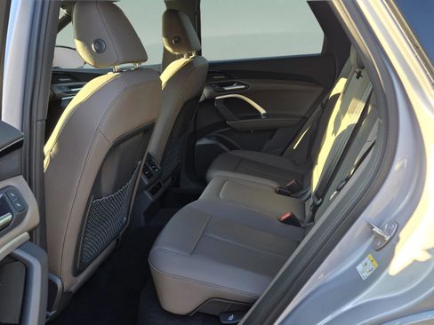 New 2025 Audi Q5 Premium Plus image 11