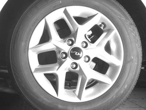 Used 2025 Kia Soul LX w/ LX Technology Package FWD image 17