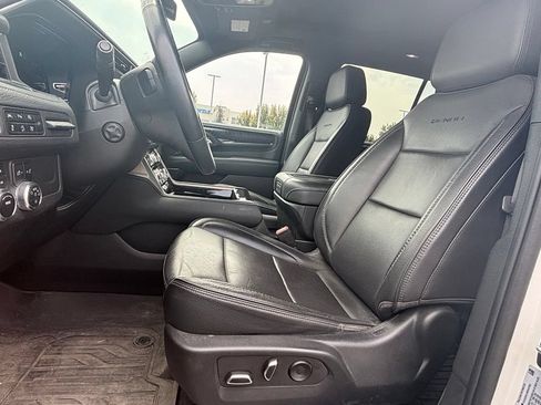 Used 2022 GMC Yukon Denali AWD/4WD image 8