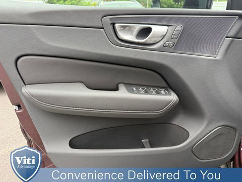 Certified 2026 Volvo XC60 B5 Core w/ Protection Package Premier AWD/4WD image 11