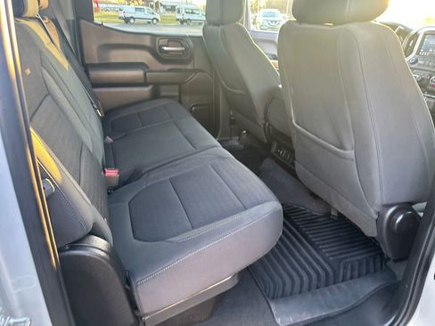 Used 2022 Chevrolet Silverado 1500 LT image 36