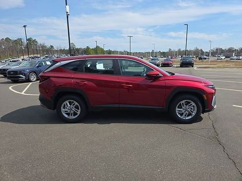 New 2026 Hyundai Tucson SE image 15