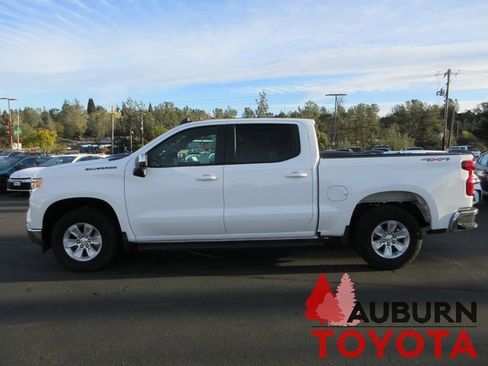 Used 2025 Chevrolet Silverado 1500 LT w/ LPO, Dark Essentials Package image 11