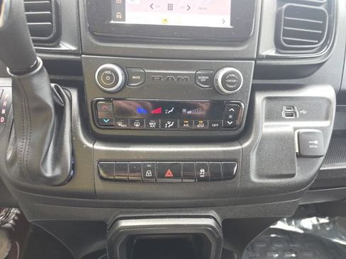 Used 2025 RAM ProMaster 2500 w/ U-Haul Equipment Group FWD image 20