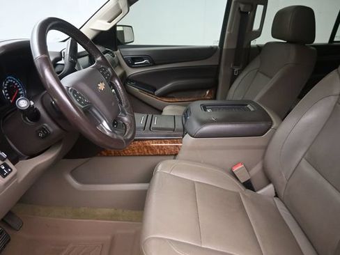 Used 2017 Chevrolet Tahoe Premier AWD/4WD image 16