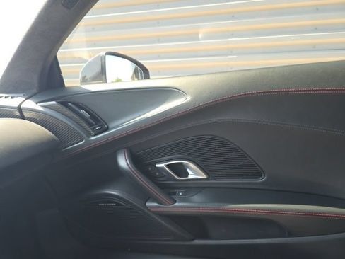Used 2018 Audi R8 V10 plus AWD/4WD image 16