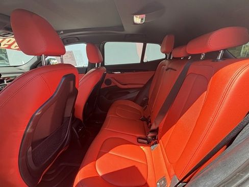 Used 2023 BMW X2 xDrive28i w/ M Sport Package image 10