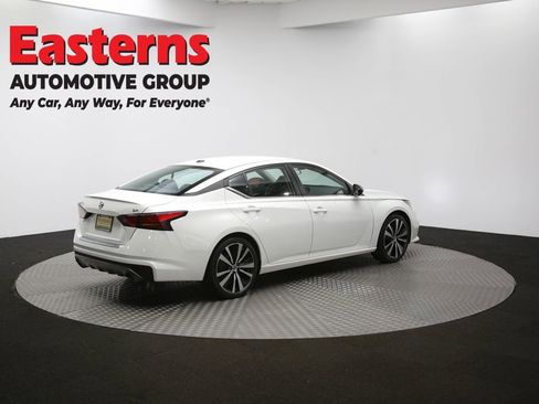 Used 2022 Nissan Altima 2.5 SR FWD image 40