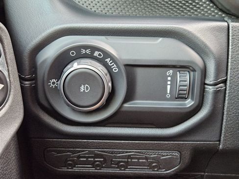 New 2025 Jeep Wrangler Unlimited Rubicon image 23