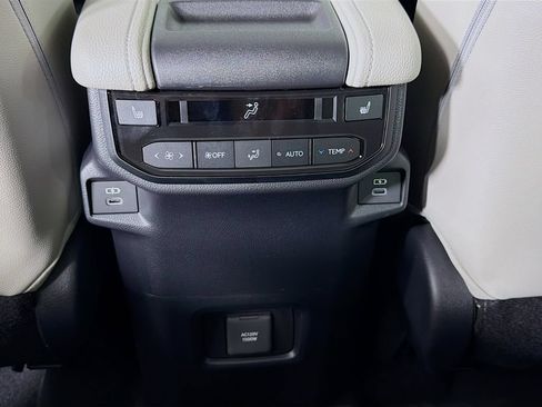 New 2026 Toyota Grand Highlander AWD Hybrid image 21