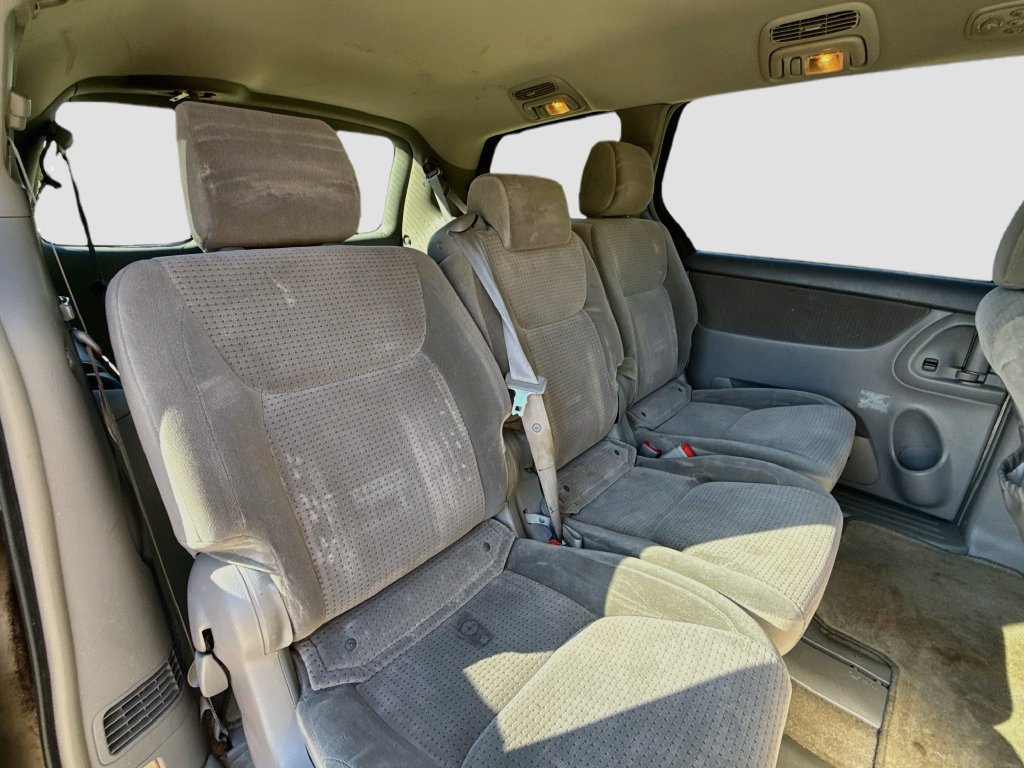 Used 2006 Toyota Sienna LE w/ LE Pkg 3 FWD image 15