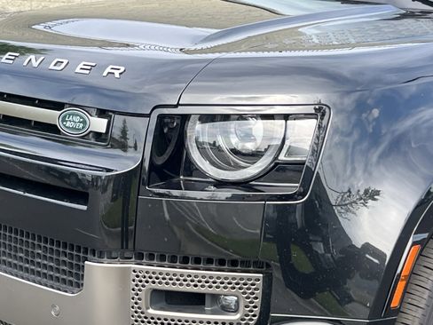 Certified 2023 Land Rover Defender 90 X image 13