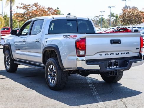 Used 2019 Toyota Tacoma TRD Off-Road AWD/4WD image 21