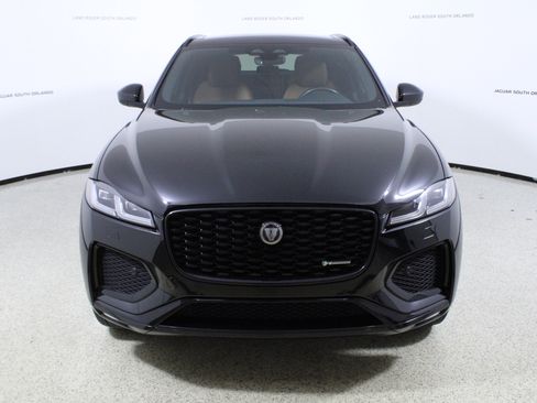Used 2023 Jaguar F-PACE R-Dynamic S image 2