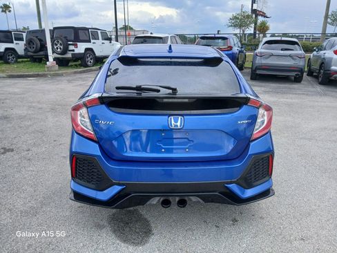 Used 2018 Honda Civic Sport image 5